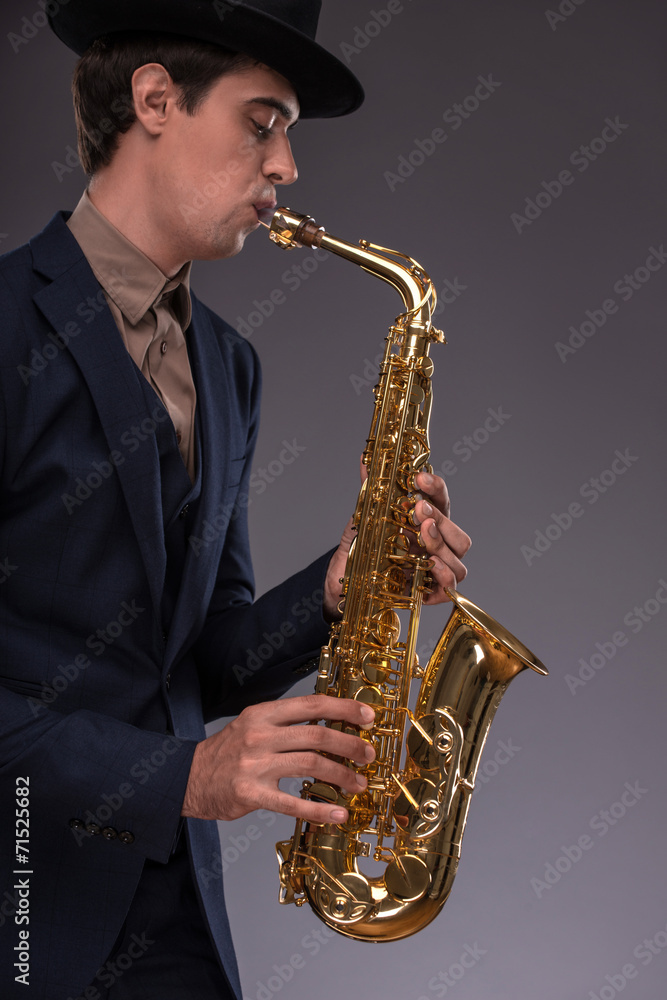 Fototapeta premium Handsome young jazz man