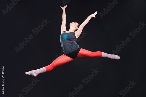 Modern ballet dancer