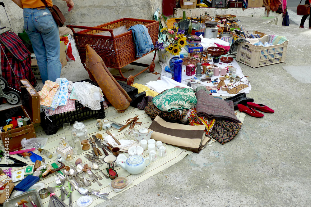 Vide-grenier Vide-grenier