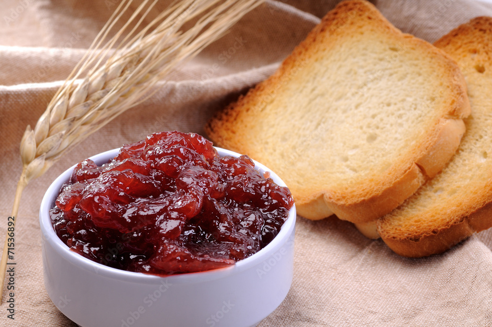 Jam crisp toast and spike Jam crisp toast and spike