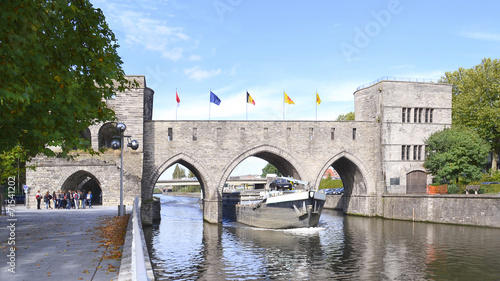 Le Pont des Trous à Tournai (Doornik) photo