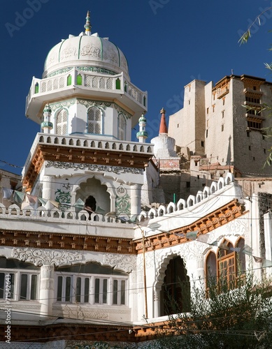 Sticker Jama Masjid and Leh Palace with stupa on the background