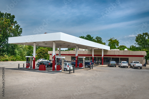 Fotografija Generic Gasoline Station Convenience Store