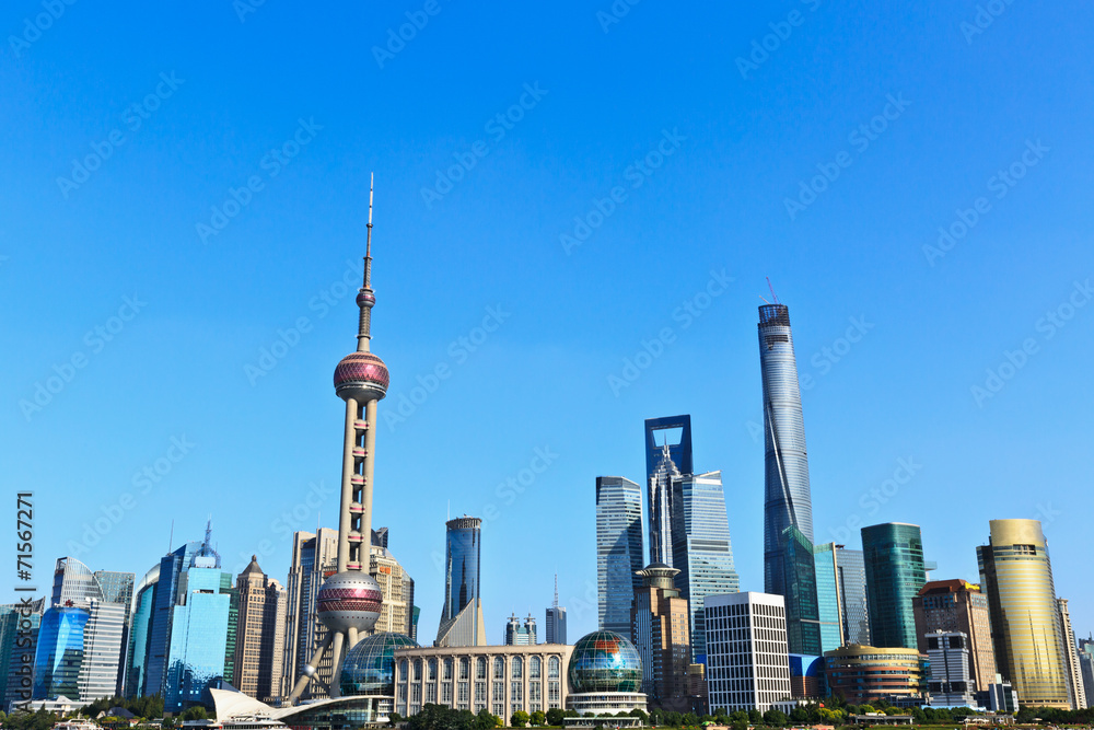 Fototapeta premium Shanghai urban landscape under the blue sky