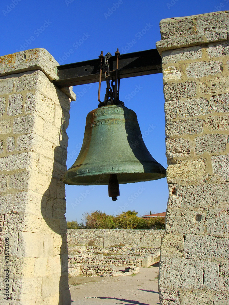 Obraz premium Bronze bell in Chersonesos Taurica, Sevastopol, Crimea