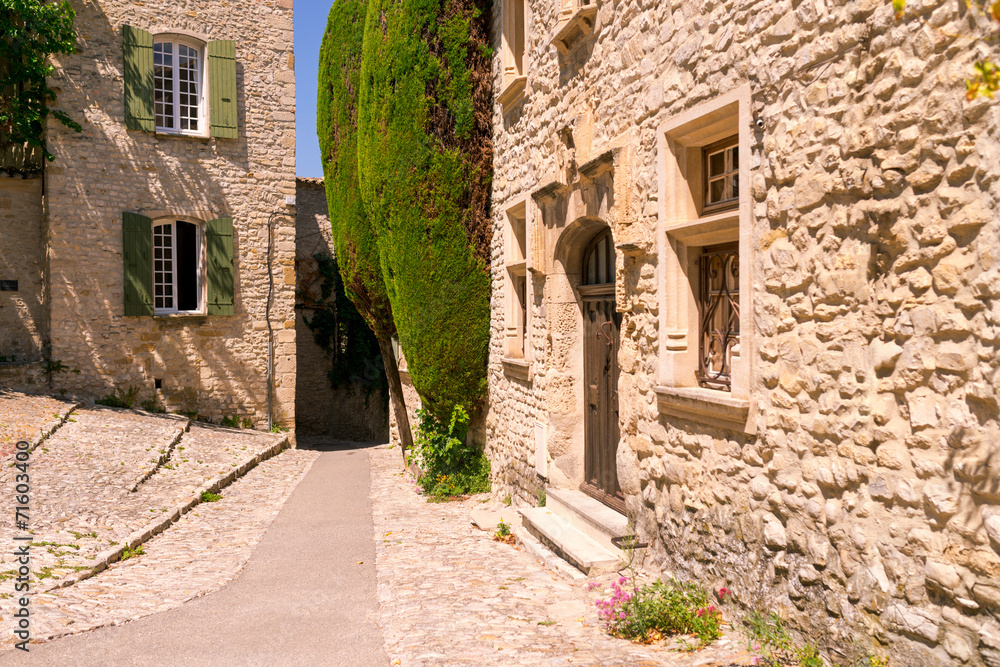 Fototapeta premium Old town in provence