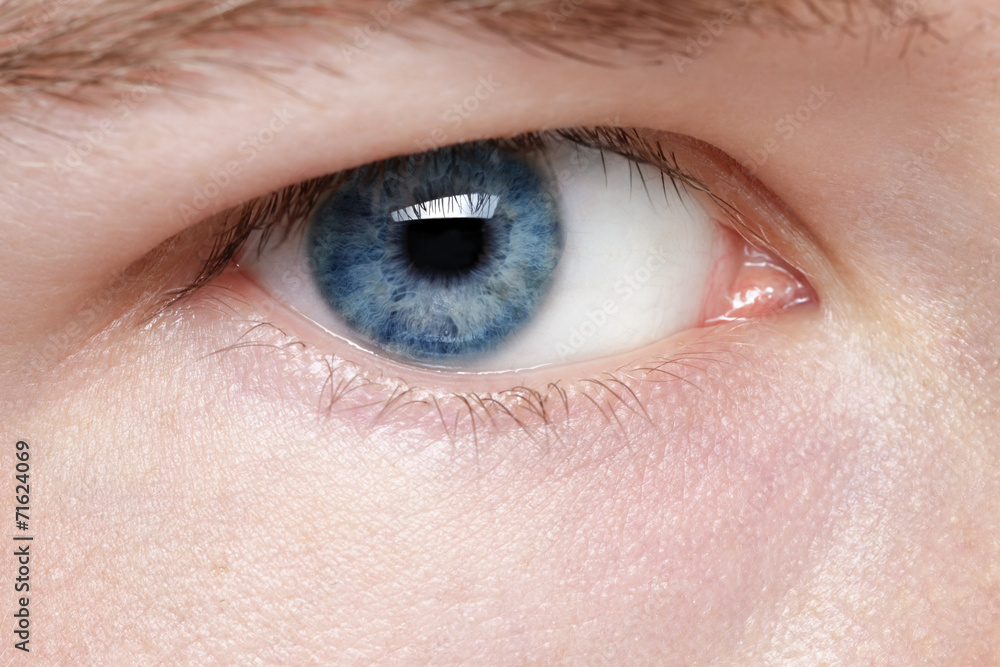 Obraz premium young man blue eye