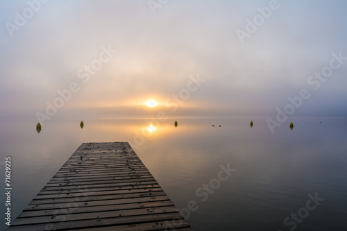 Morgend  mmerung am  Schwarzer See   Mecklenburgische Seenplatte