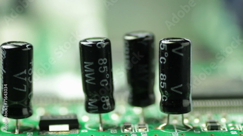 capacitor row on circuit