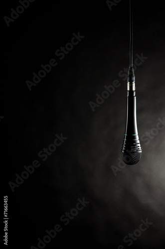 Hanging microphone