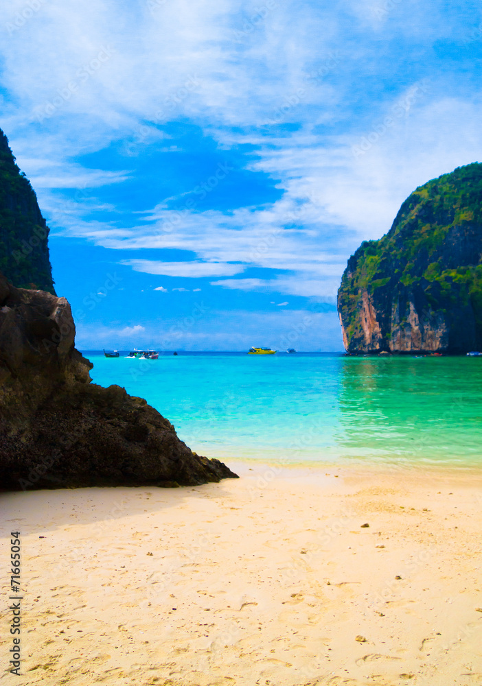 Naklejka premium Tranquil Waters White Sand