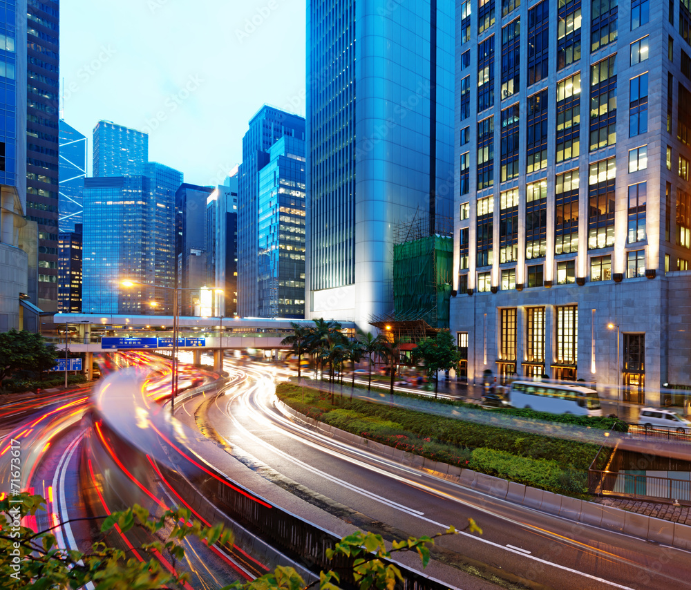 traffic in Hong Kong at night