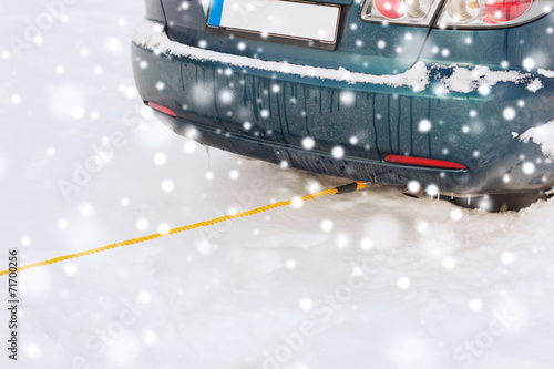 Obraz na plátně closeup of towed car with towing rope