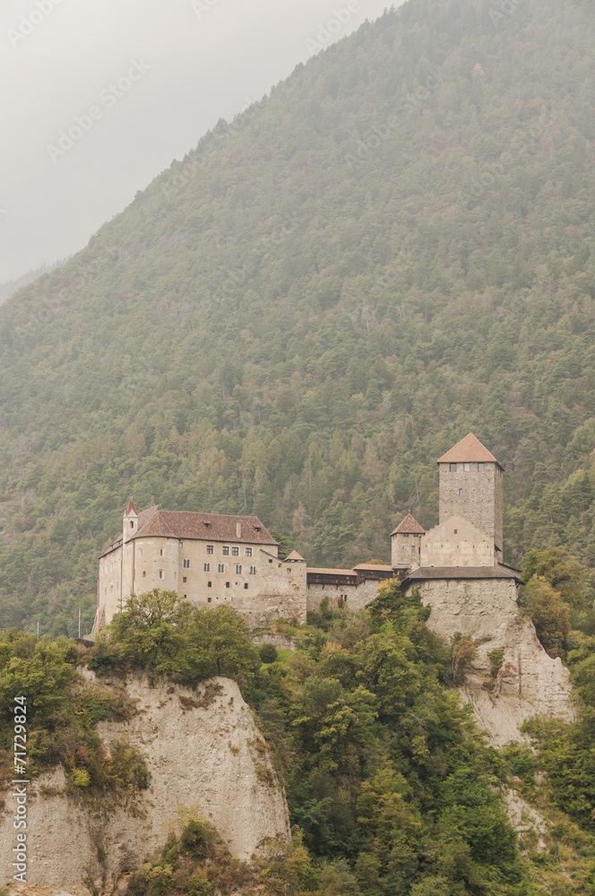 Algund, Alpental, Vinschgau, Schloss Tirol, Südtirol, Italien