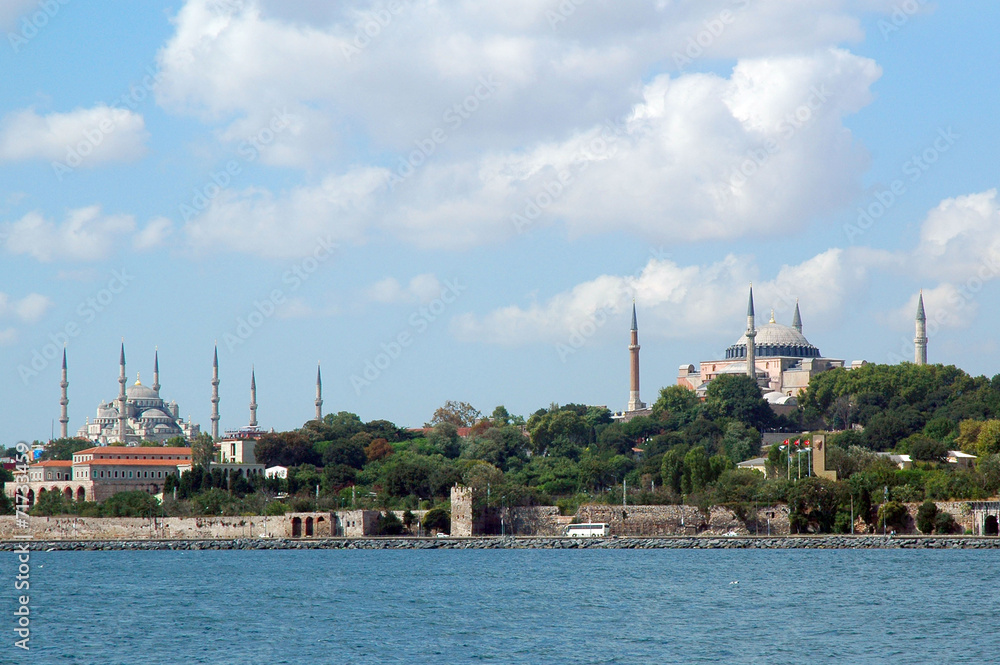 Стамбул. Две святыни