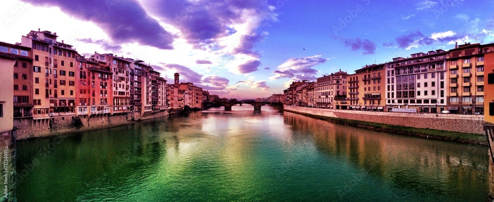 Obraz premium Italian surreal sunset at Firenze