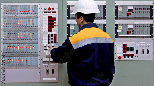 engineer comes to fire fighting control panel and check light