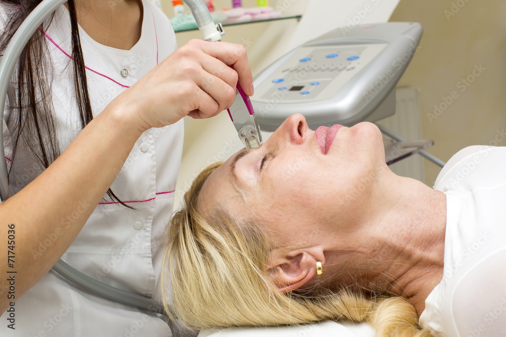 woman is in the process at the clinic lipomassage woman is in the process at the clinic lipomassage