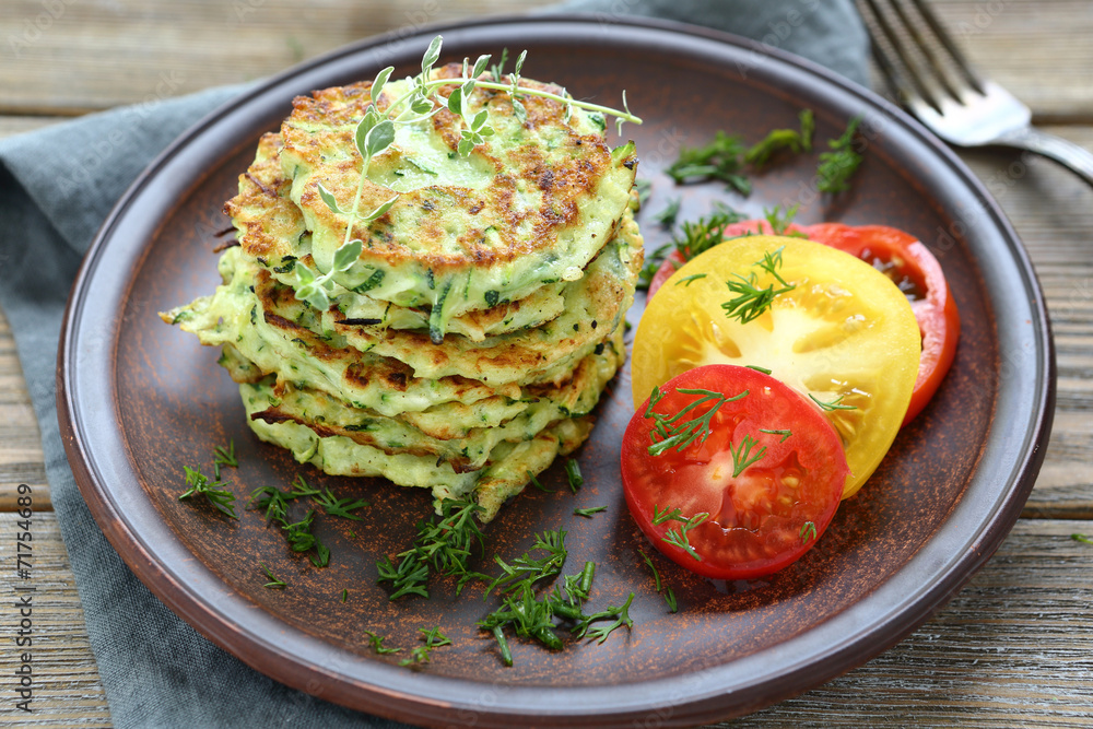 zucchini fritters with dill