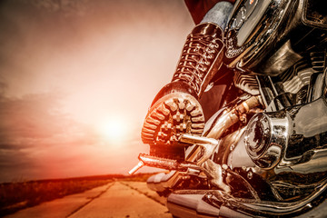 Tableau sur plexiglas Moto Femme motarde chevauchant sa moto en liberté  © Andrei Armiagov