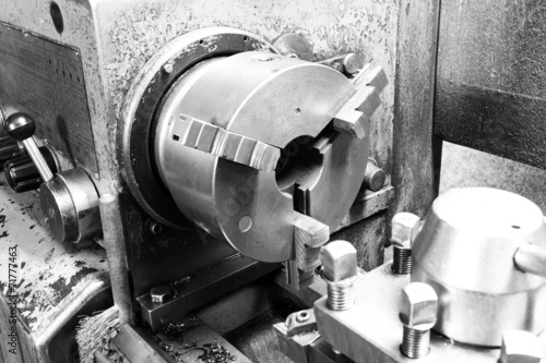 Fototapeta Turning self-centering chuck lathe