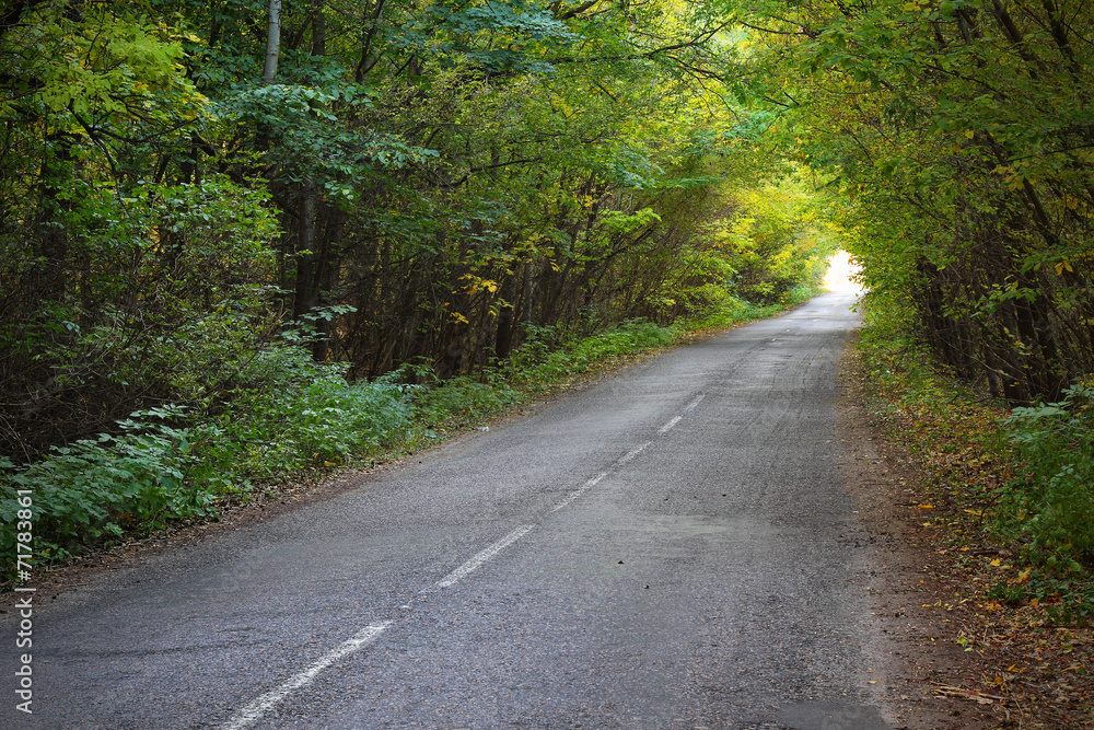 Natural tunnel