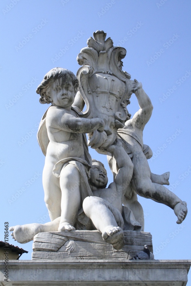 Pisa, cherub roman sculpture