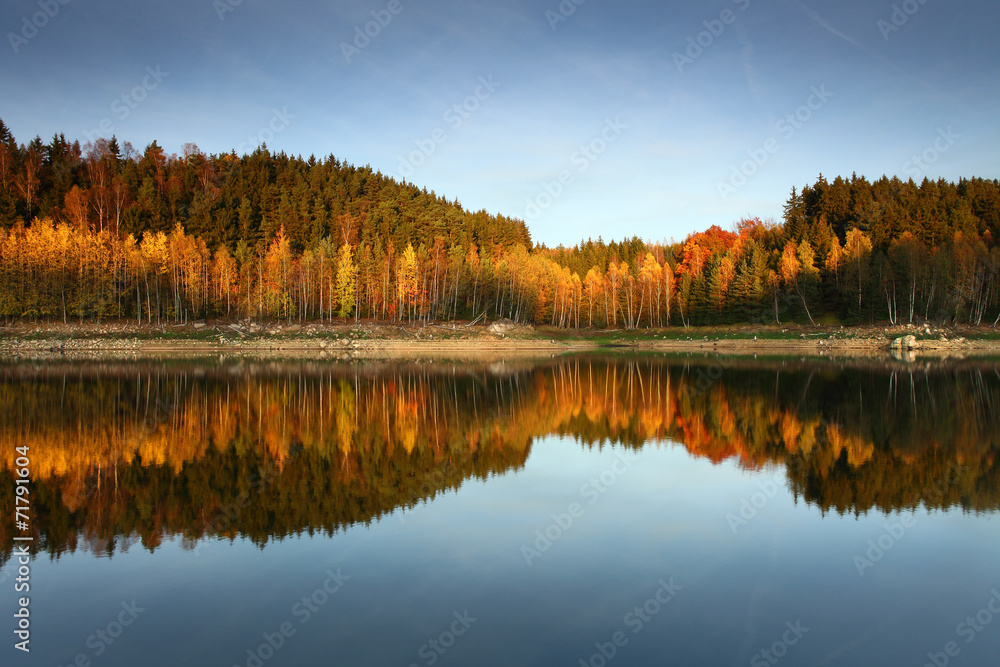 Autumn on lake