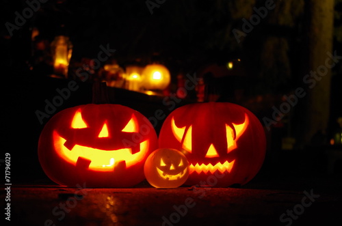 Jack-o'-lantern Family at cementary