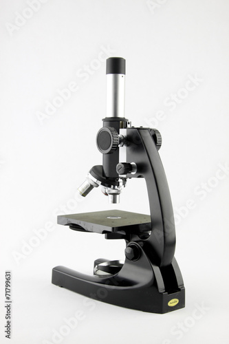 Microscope