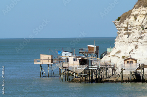 Pontons de pêche au carrelet - Meschers-sur-Gironde photo