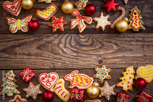 Gingerbread reindeer cookies and christmas decoration 