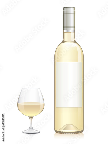 Bouteille et verre de vin blanc sec