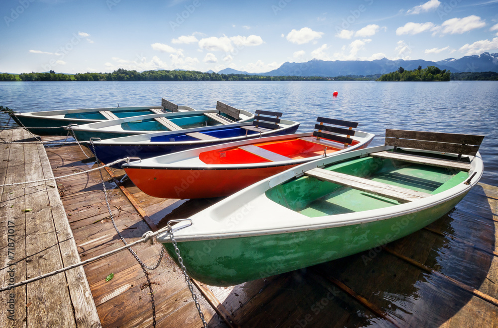 Obraz premium row boats