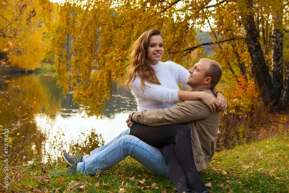Fototapeta premium Autumn love story