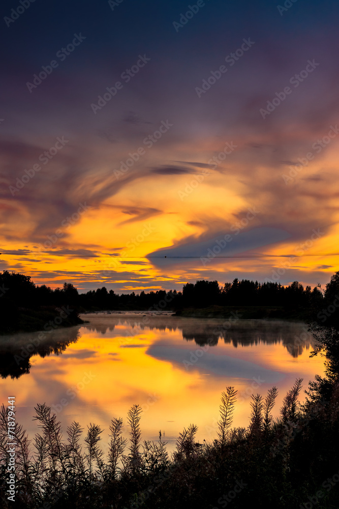 Fototapeta premium One Of Those Autumn Sunsets