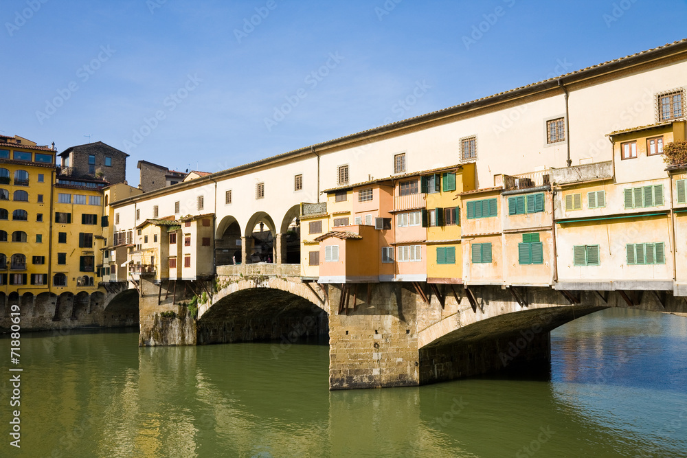 Ponte vecchio on sunny day, Florence, Italy