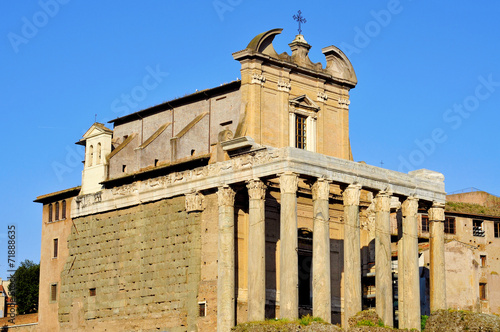 Quadro su tela San Lorenzo in Miranda Church in Rome, Italy