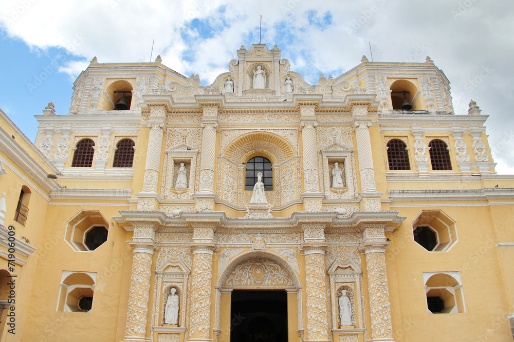 Antigua, Guatemala: La Merced Church, built in 1767