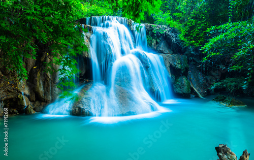 Fototapeta Naklejka Na Ścianę i Meble -  Waterfall in deep forest at Huay Mae Khamin