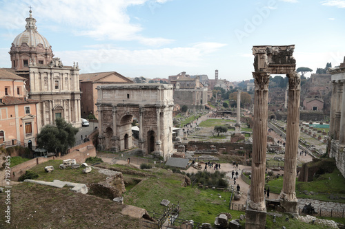 Ruins of Roman Forum © mattiaath