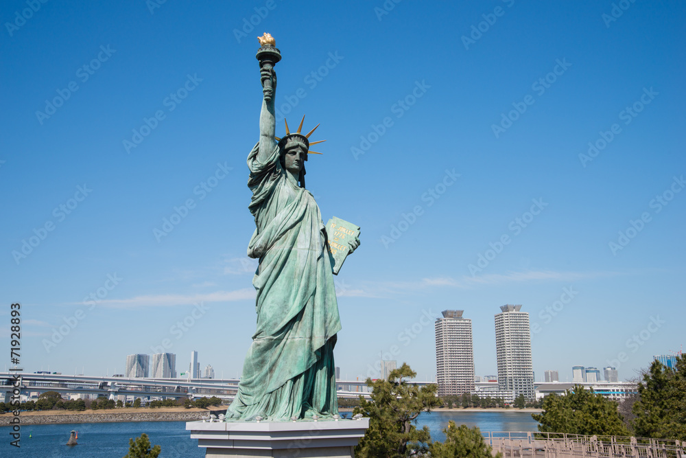 Obraz premium Odaiba wiosną