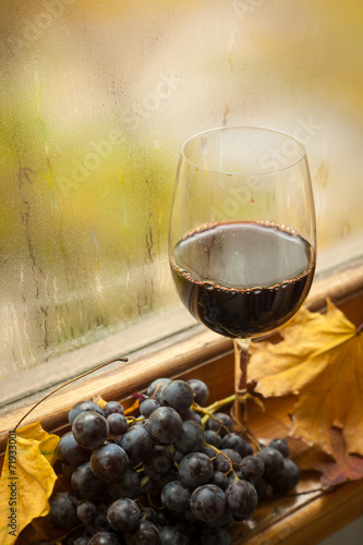 Autumn red wine