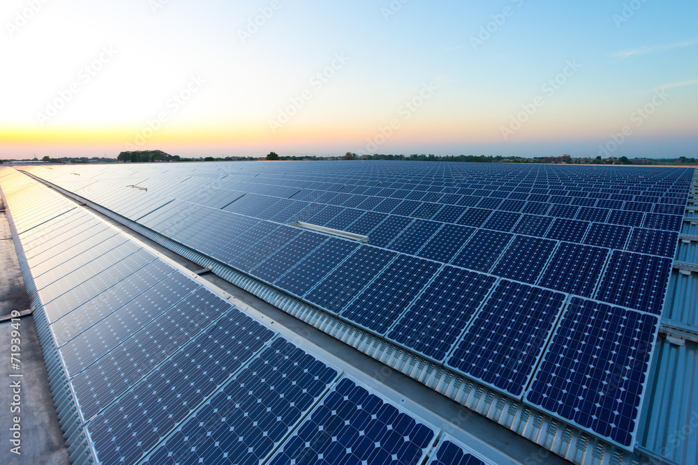 Power plant using renewable solar energy with sun - obrazy, fototapety, plakaty 