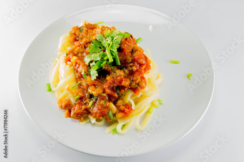 Spaghetti with minced pork and tomato sauce