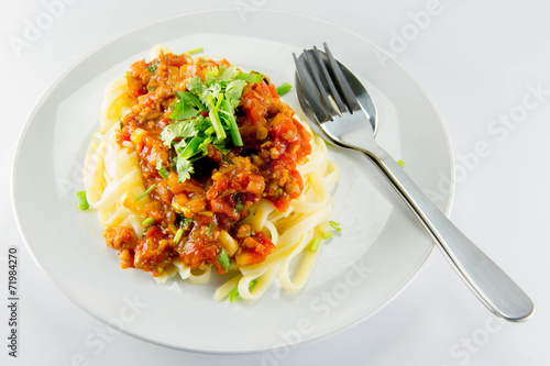 Spaghetti with minced pork and tomato sauce