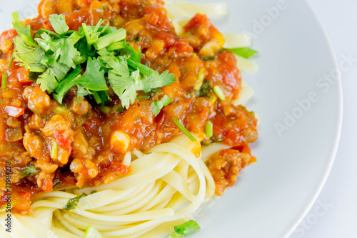 Spaghetti with minced pork and tomato sauce