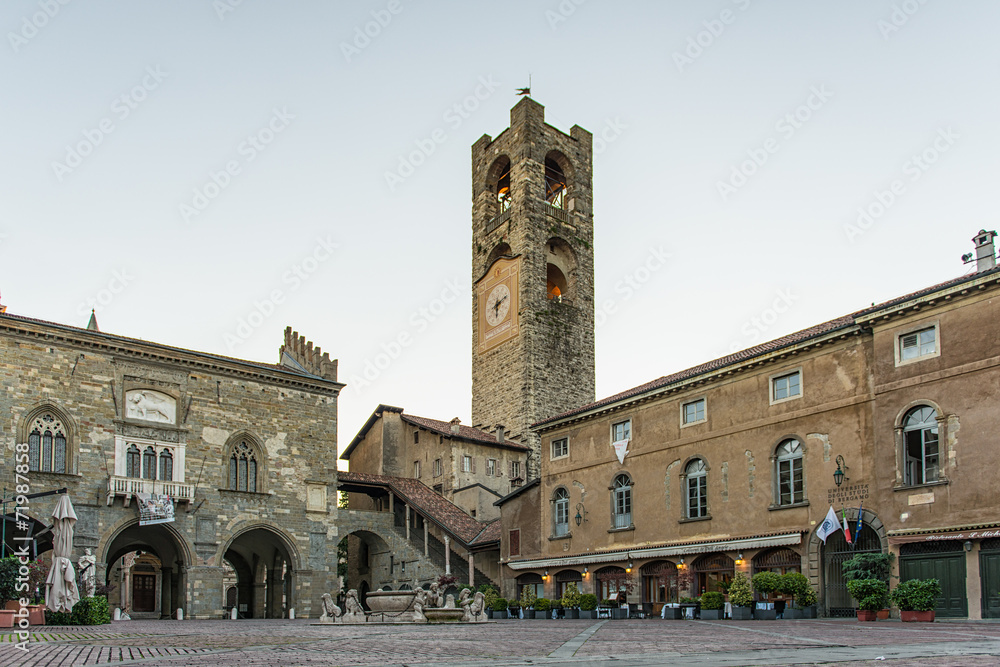 Obraz premium Bergamo piazza vecchia