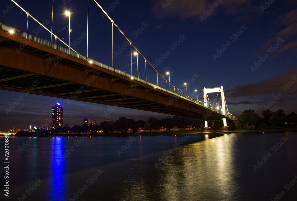 Fototapeta premium Bridge at night in Cologne, Germany