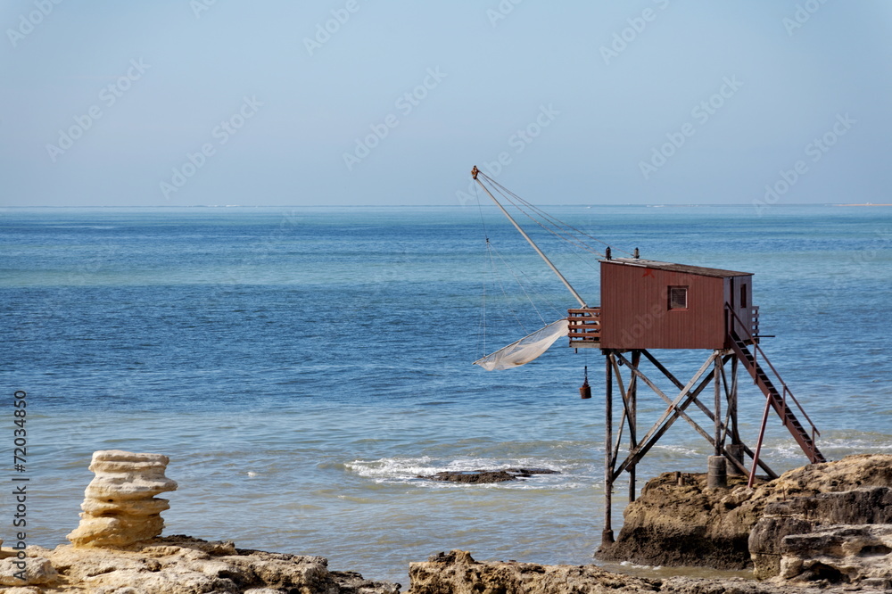 Carrelet, cabane de pécheur sur pilotis